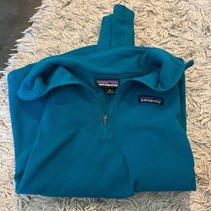Patagonia size small quarter zip